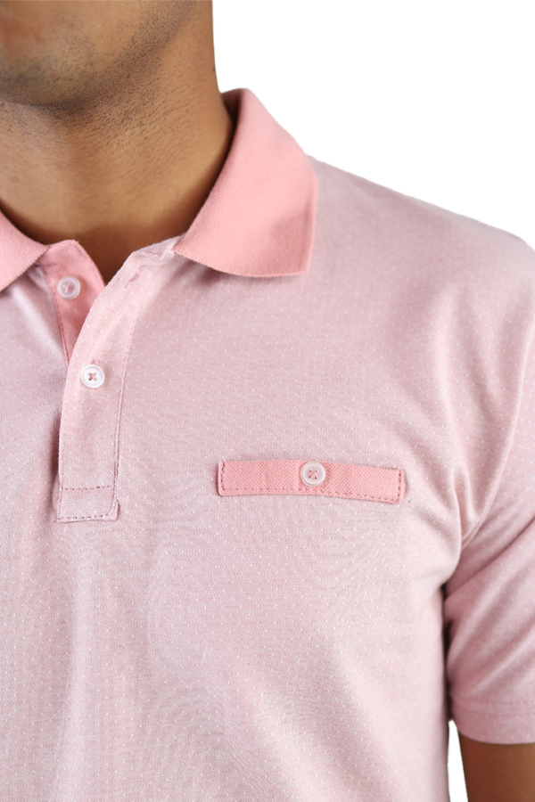Playera Tipo Polo Tela Tipo Tejido Color Rosado Con Bolsa Falsa Para Caballero